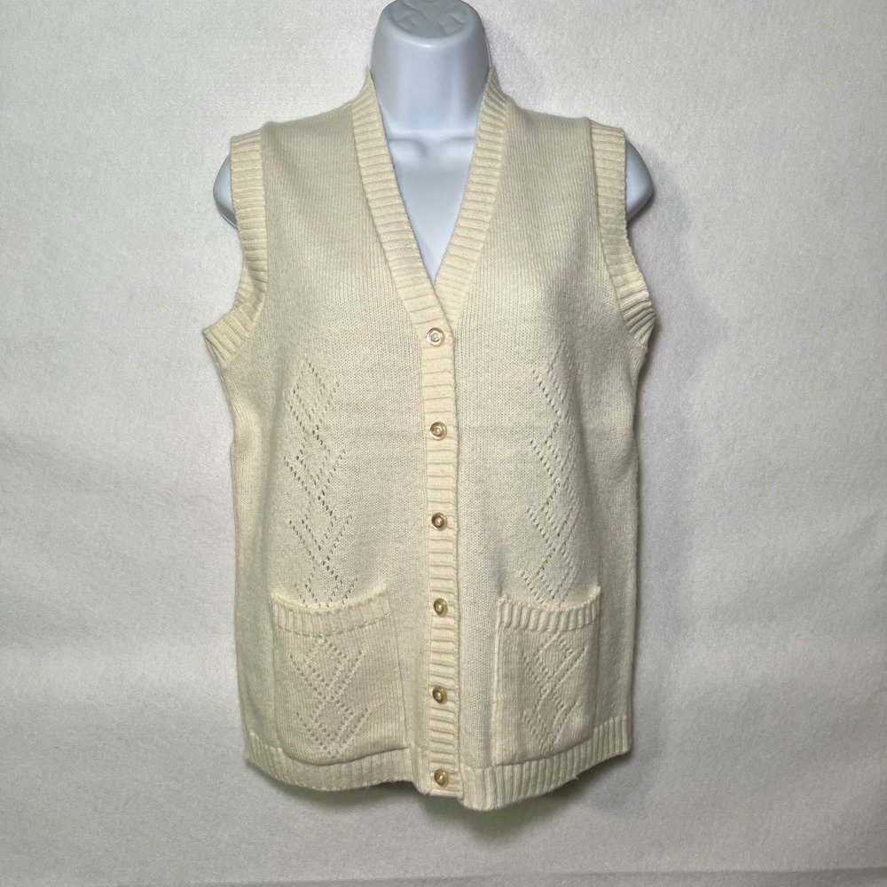 Vintage Eclectic Grandpa Academia Cottagecore Cozy Cream Knit Sweater Vest